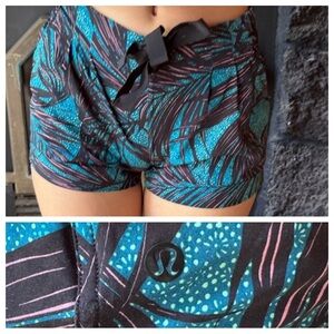lululemon athletica Teal and Black Athletic Shorts size 4